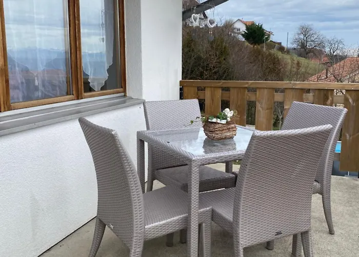 Tevenon Vue Panoramique Alpes-lac Grandevent